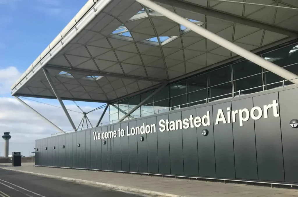 Redhill to Stansted Airport Transfers